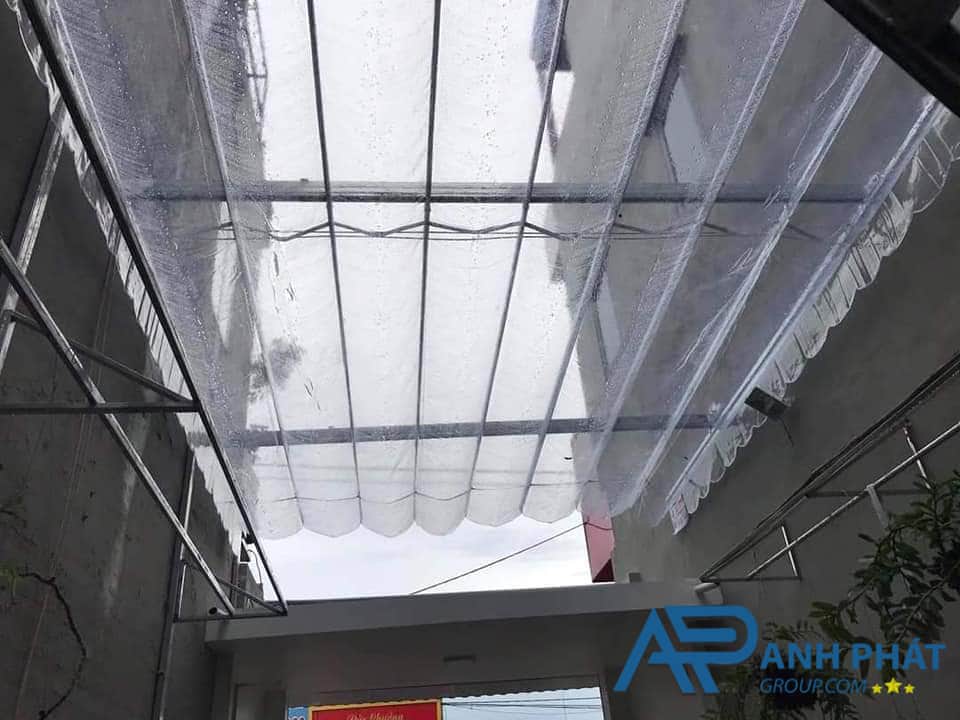 Màng nhựa PVC lấy sáng quán cafe