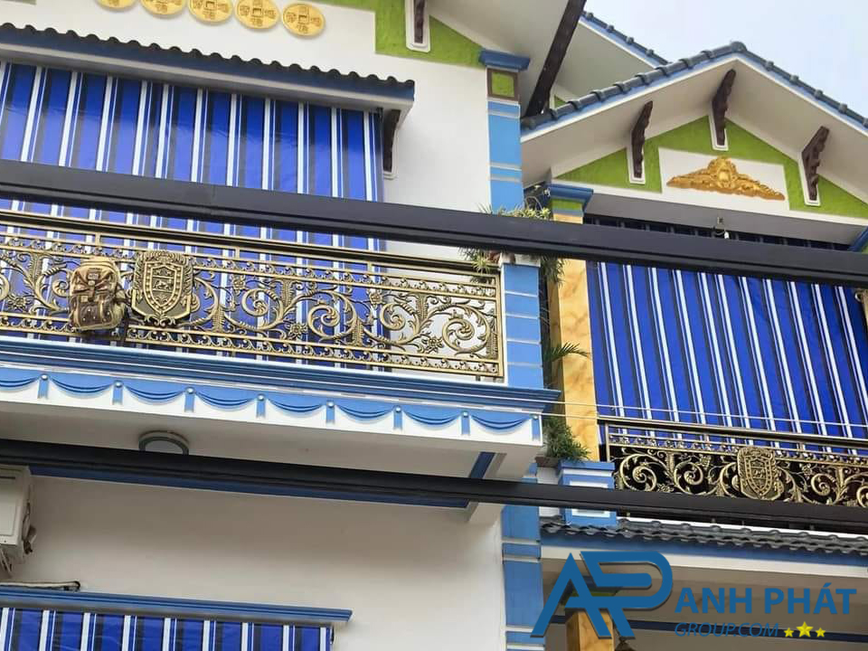 Nhược điểm và lưu ý khi dùng bạt che nắng tự cuốn