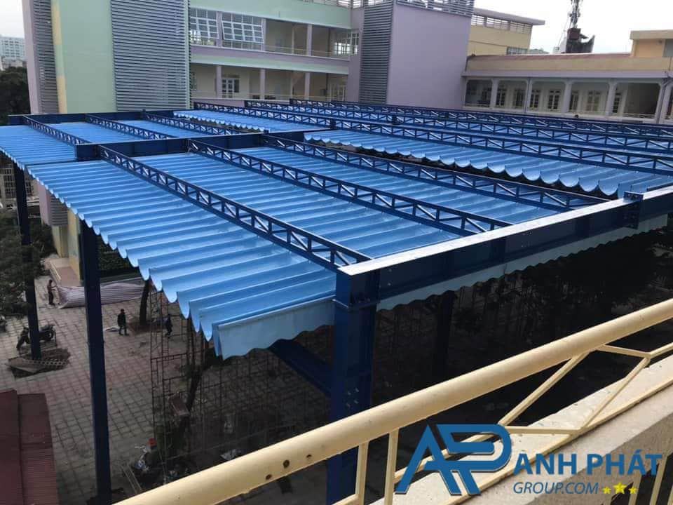 Vì sao nên sử dụng bạt che nắng mưa? Tại sao nên sử dụng bạt kéo che nắng mưa