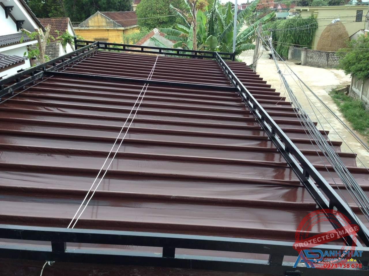 cơ bản là một tấm bạt khổ lớn được may ép thành dạng lượn sóng