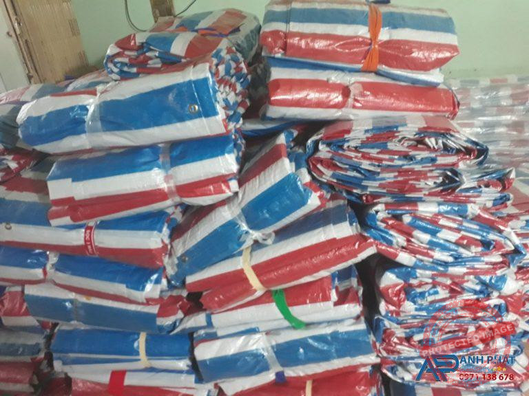 Bạt dứa kẻ xanh đỏ Anh Phát Group.