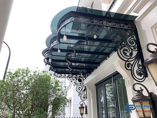 Mái vòm sắt mỹ thuật thương hiệu Anh Phát Group.
